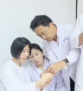 Chiang Mai Universitets Medicinske Fakultet Kursus i Kadaveranatomi