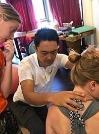 Hironori Ikedas fortschrittliche Palpationstechniken zur Schmerzlinderung