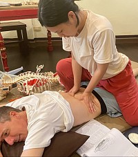 Triggerpunkttherapie bei Schmerzen im unteren Rücken