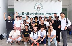 Universität Chiang Mai, Studierende des Anatomiekurses