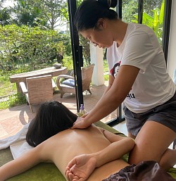 Wie Sie Palpationsfähigkeiten in Ihrer Massagesitzung anwenden