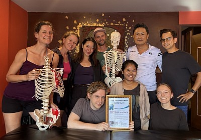 Escuela de Masajes de Medicina Deportiva de Chiang Mai