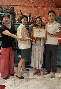Physiothérapeutes travaillant dans un hôpital au Japon