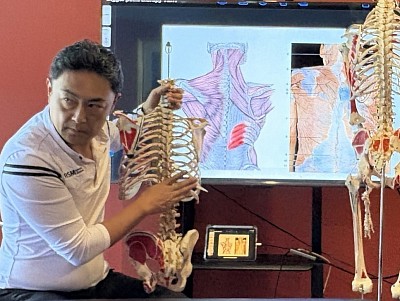 Terapi Titik Pemicu untuk koreksi postur