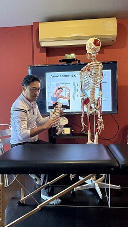 Spinal Mobility Assessment & Manual Therapy