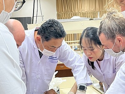 スポーツ医学マッサージコース