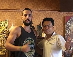 Salva Arco, professionele basketballer