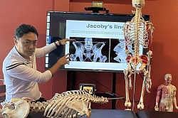 Avaliação da respiração e da mobilidade da coluna vertebral