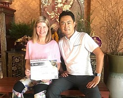 Chuyên viên massage đến từ Ireland