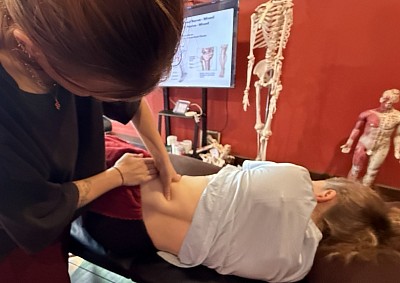 Orthopedic massage course for spine mobility and breathing
